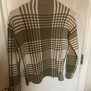 Max Studio Olive and Cream Knit Sweater